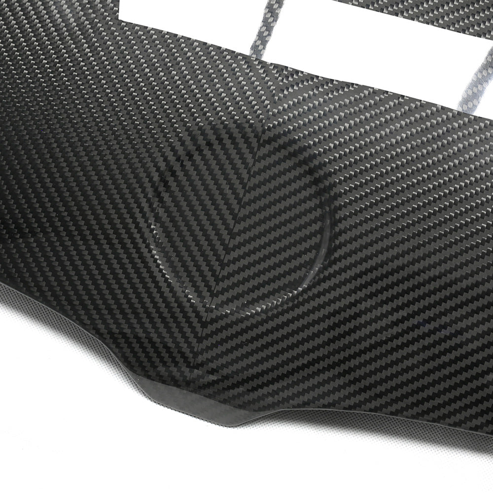 BMW M5 Dry Carbon Hood V Style