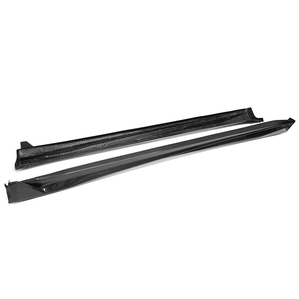 Tesla MODEL Y Juniper Dry Carbon Side Skirts
